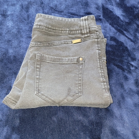 Denim straight-leg fit - Picture 9 of 9